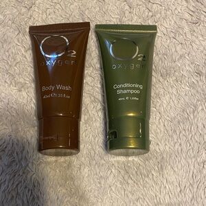 Oxygen Body Wash and Conditioning Shampoo Set